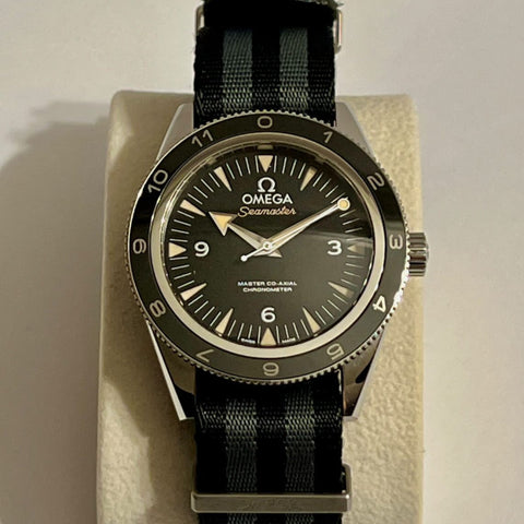 Omega Seamaster 300 Master Limited Edition "Spectre" 233.32.41.21.01.001