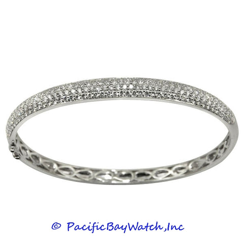 Ladies 18K White Gold Diamond Bangle
