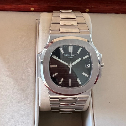 Patek Philippe Nautilus 3711/1G