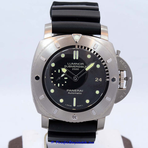 Panerai Luminor Submersible PAM00364