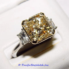 18K White Gold Ladies Fancy Yellow Diamond Ring